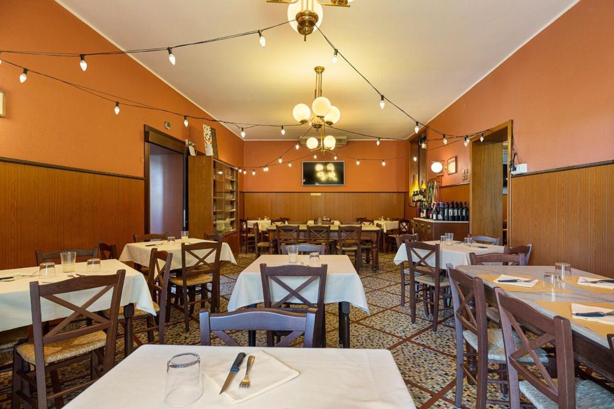 Locanda Da Romano Cadeo Exterior foto